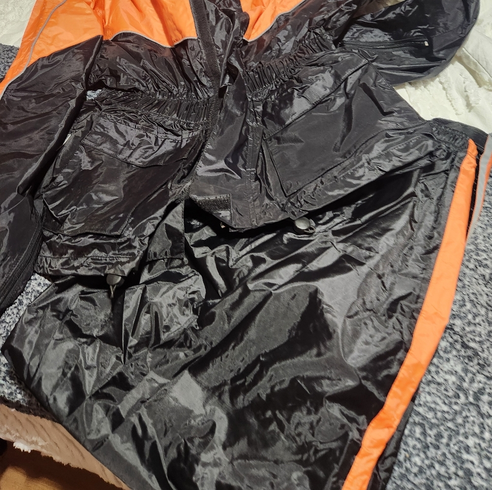 Motorcycle rain gear